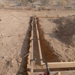 Straight and level footing foundation with Rocket Bracket